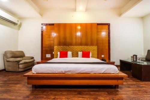 Hotel Mandakini Plaza Kanpur Esterno foto